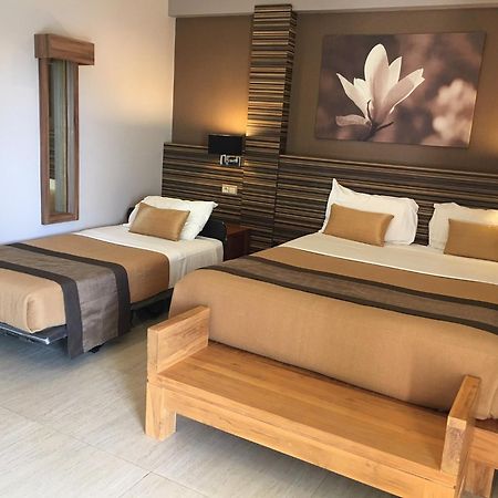 Hotel Colibri Koné Екстериор снимка